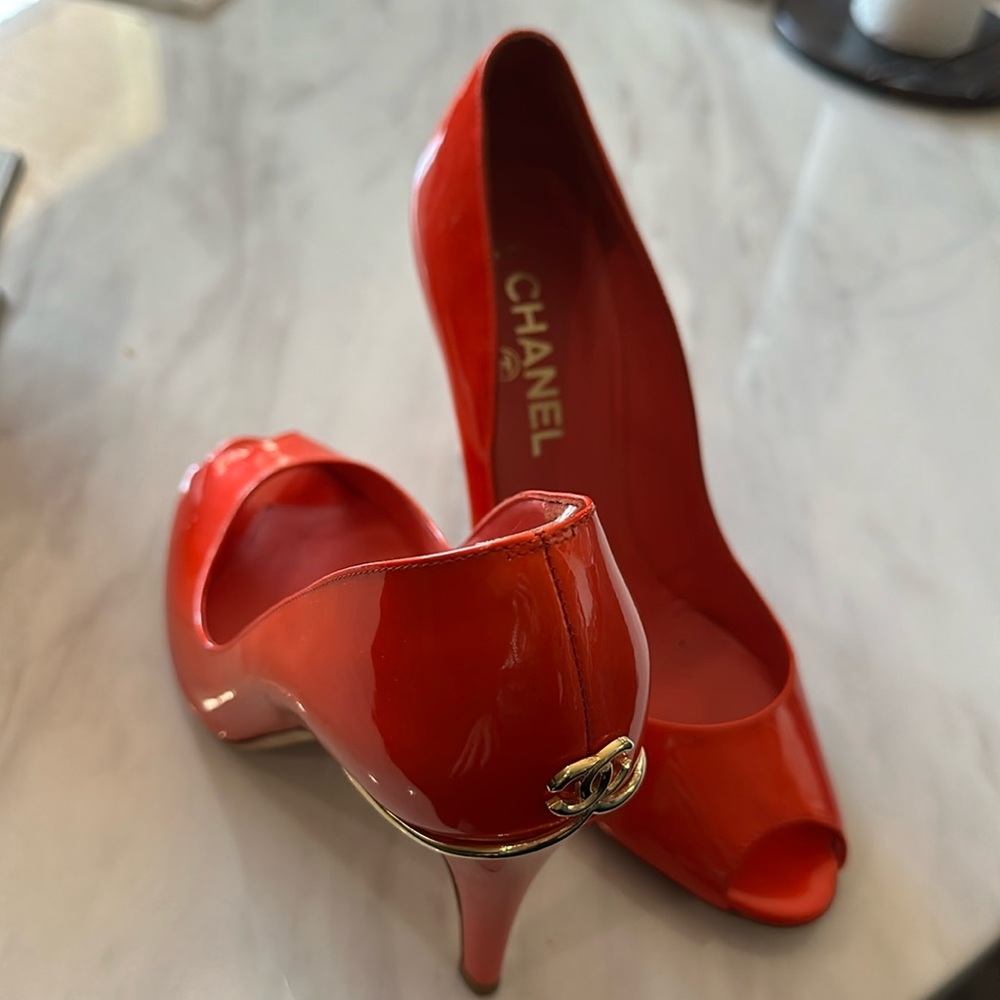 Chanel Red/Orange Patent Leather Peep Toe Pumps with Gold Accents.  Barely Worn